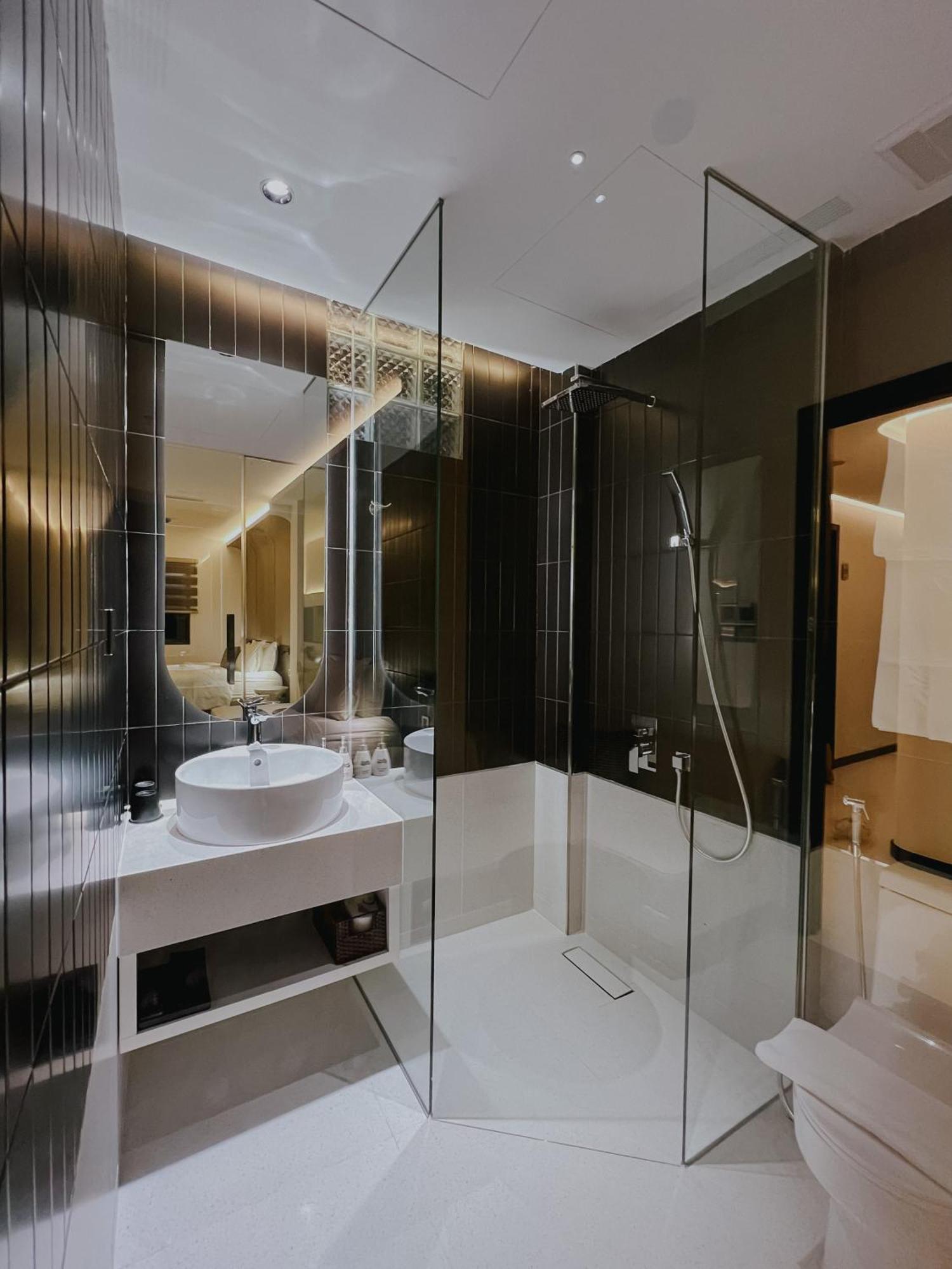 הו צ'י מין סיטי The Concept Hotel Hcmc- District 1 מראה חיצוני תמונה